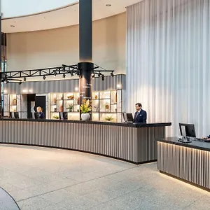 https://nh-dusseldorf-city.topcolognehotels.com